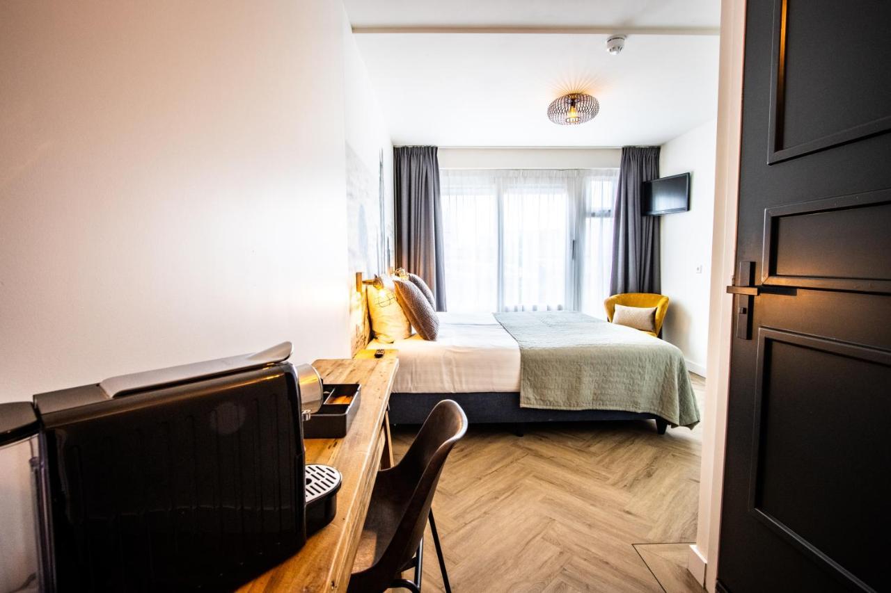 Hotel Neptunus 에크몬드안지 외부 사진