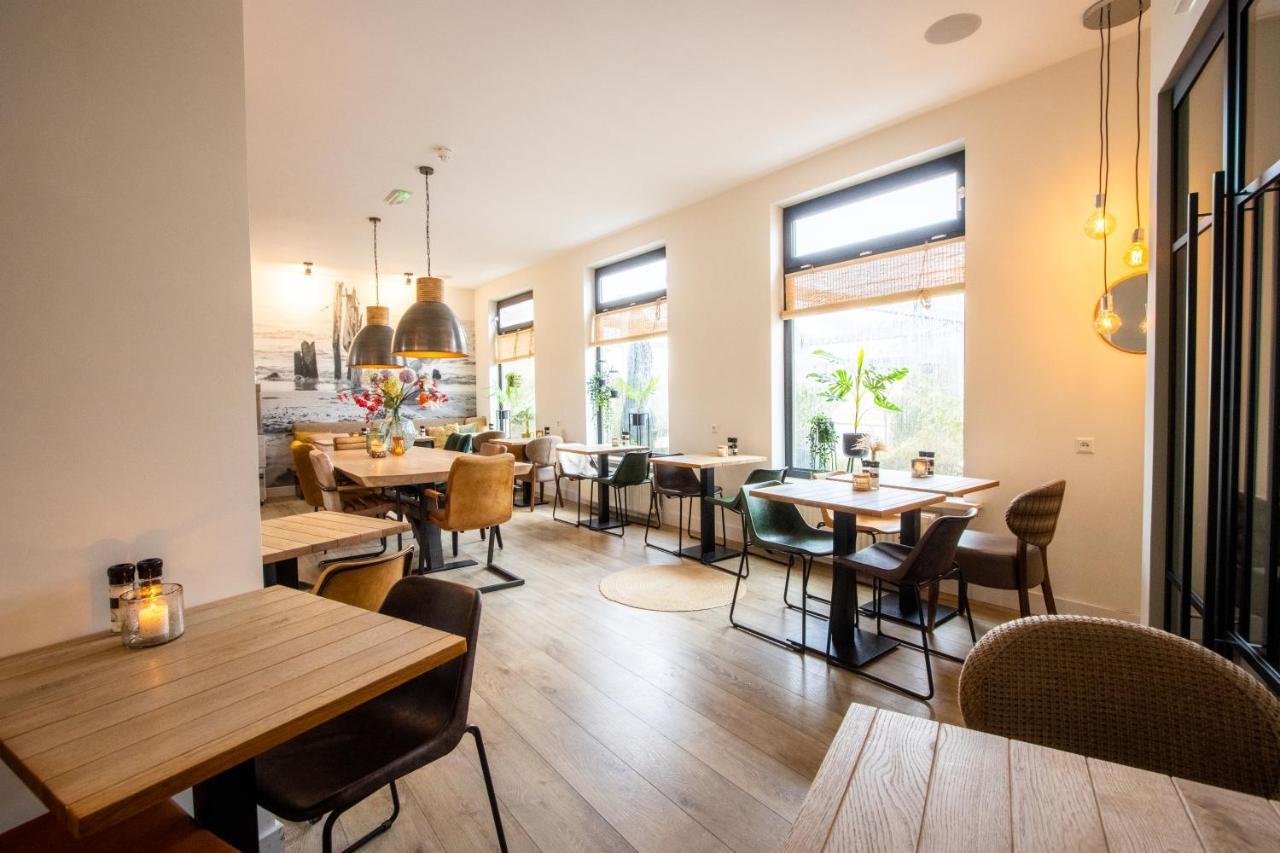 Hotel Neptunus 에크몬드안지 외부 사진